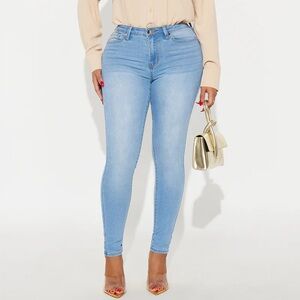 She's Fire Stretch Skinny Jeans - Light Wash Size 13